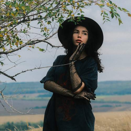 Photo #11831244