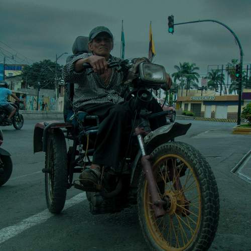 Photo #11837410