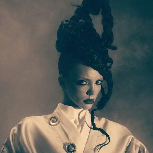 Photo #11841049