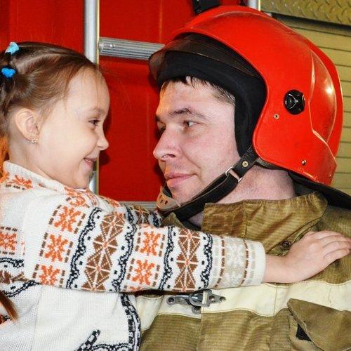 Гляжу в тебя, как в зеркало.