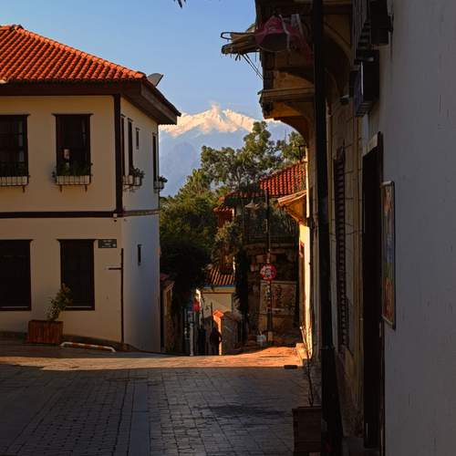 Улица Антальи