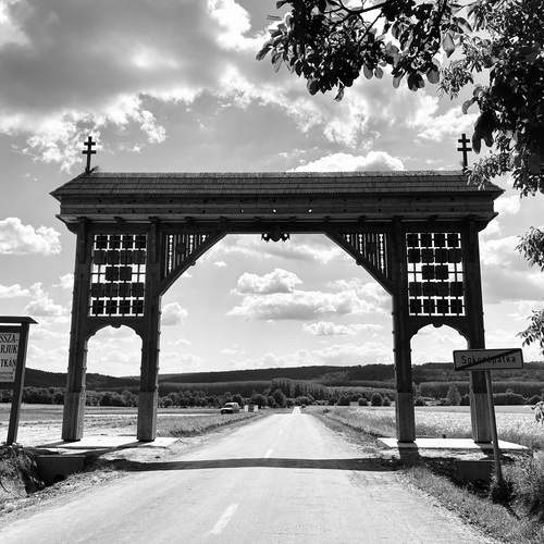 Szekler gate/Sokoropatka/Hungary
