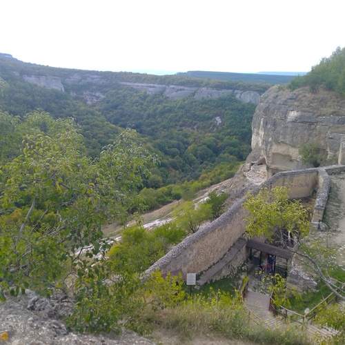 Пещерный город Чуфут-Кале