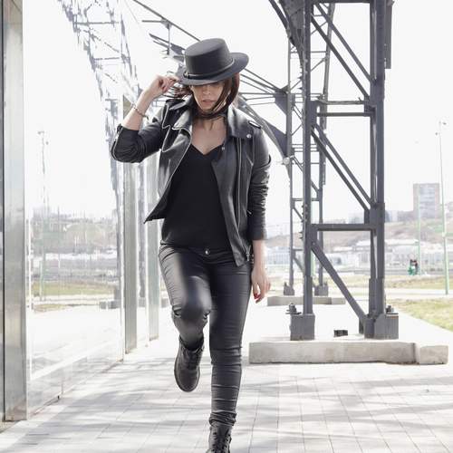 Photo #11916433
