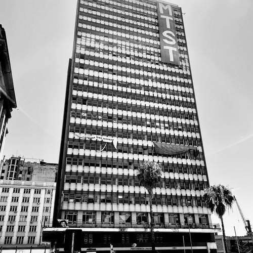 Ocupação Maria da Conceição Tavares | MTST | em Porto Alegre - Brasil