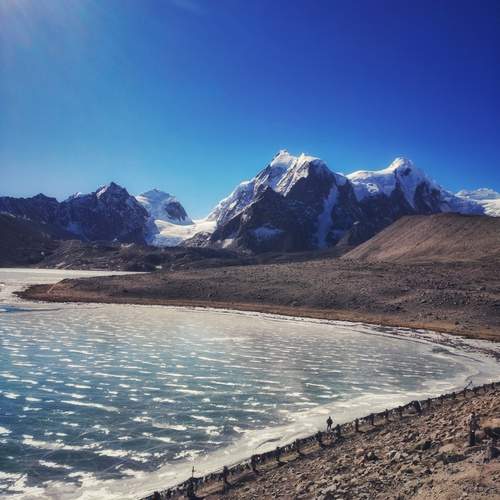 Gurudongmar lake