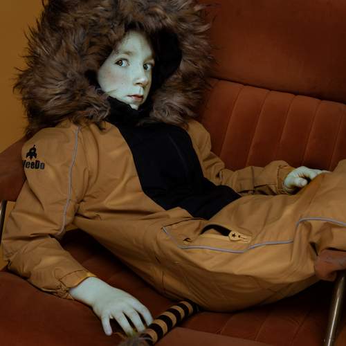 Фрося в оранжевом