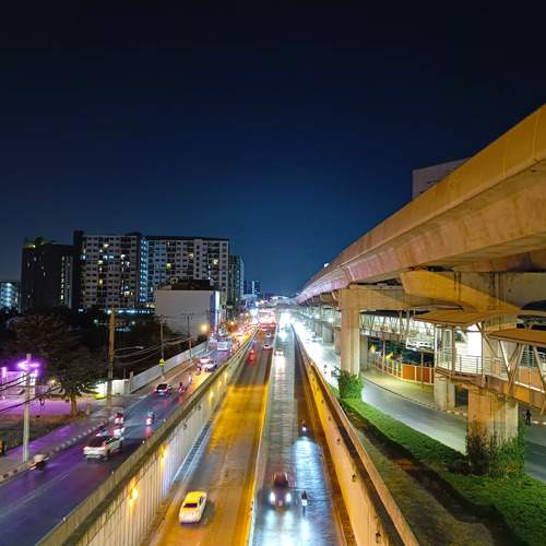 Urban Pulse at Night