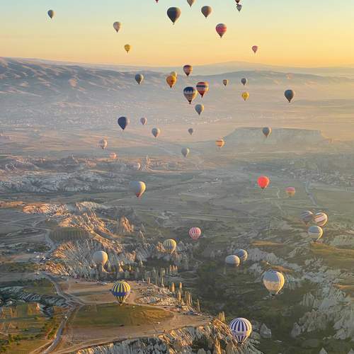 Sunrise balloons