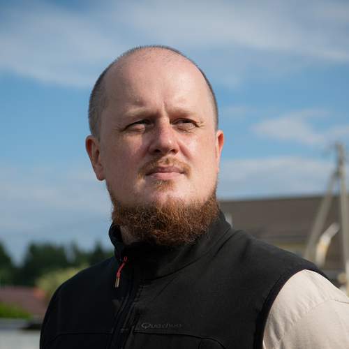 Photo #12040461