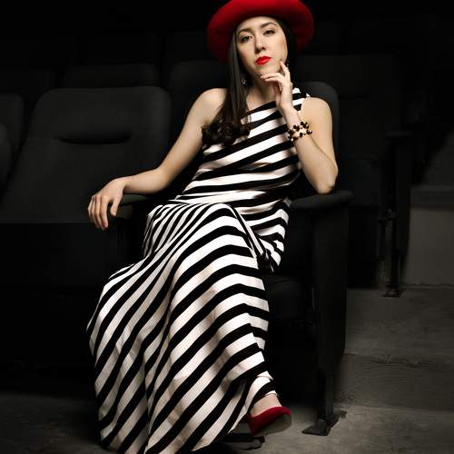 Photo #12041409
