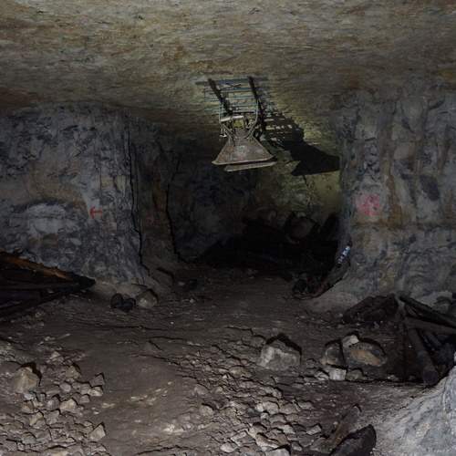 Photo #12044115