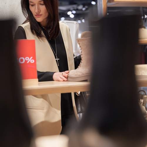 Photo #12049191
