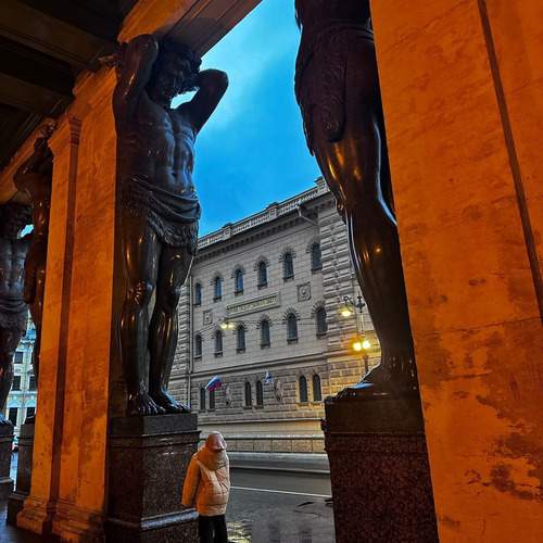 Photo #12076035