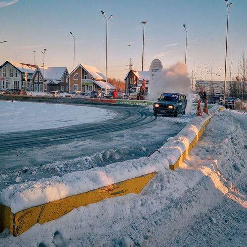 Photo #12085278