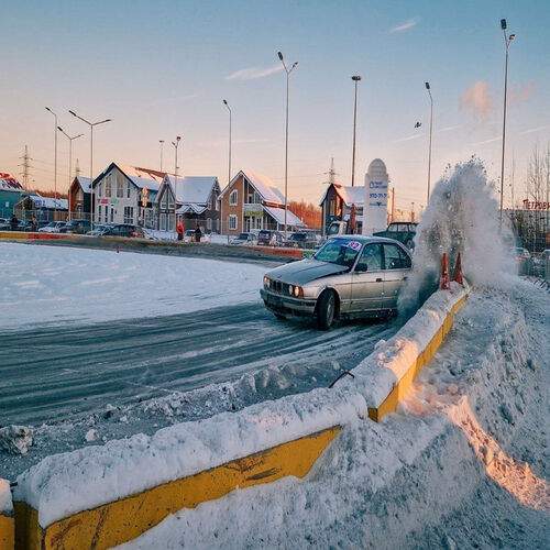 Photo #12085280