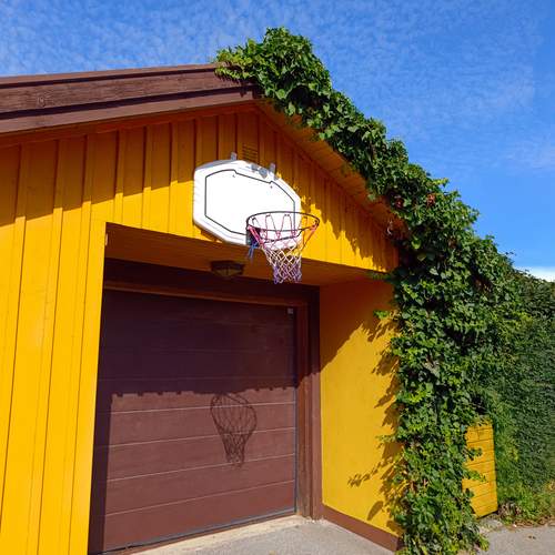 Photo #12093060