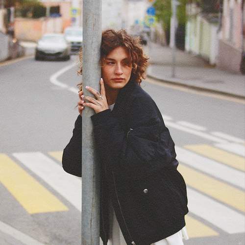 Photo #12146258