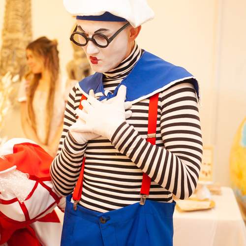 Photo #12165352