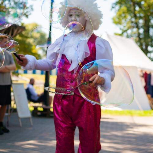 Photo #12165353