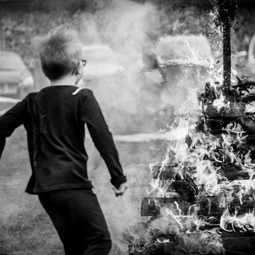 SMALL BURNING MAN