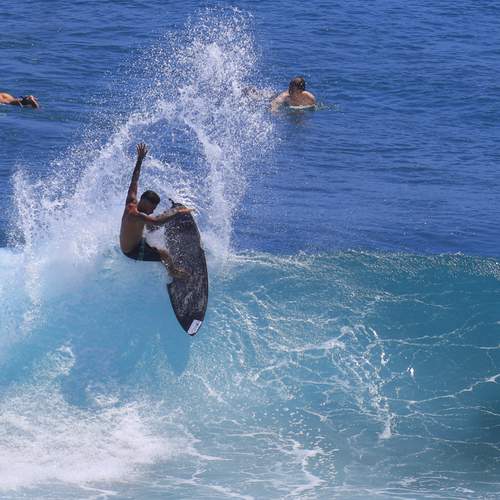 SURF BALI