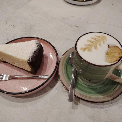 Photo #12203579