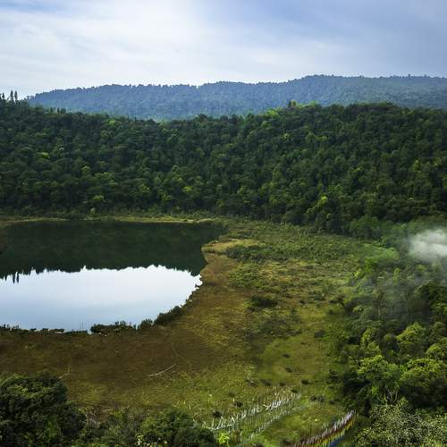 Sanctum of Stillness – Khecheopalri Lake