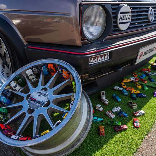 Photo #12231477