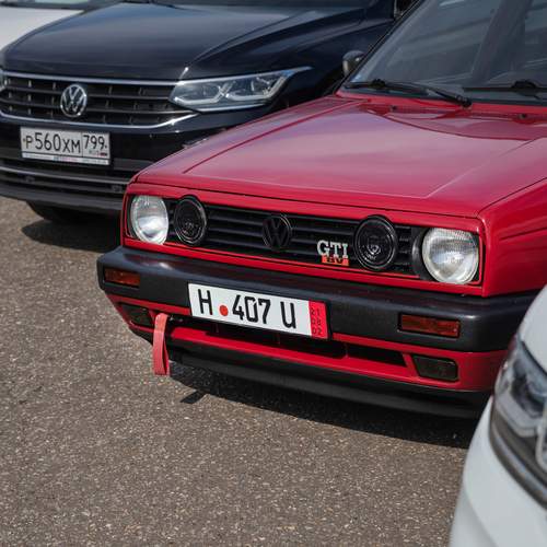 Photo #12231478