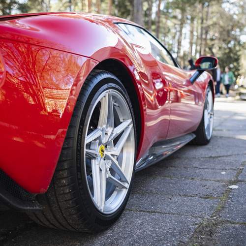 Photo #12245315