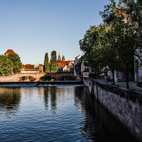 Nürnberg. Altstadt. Pegnitzwehr.