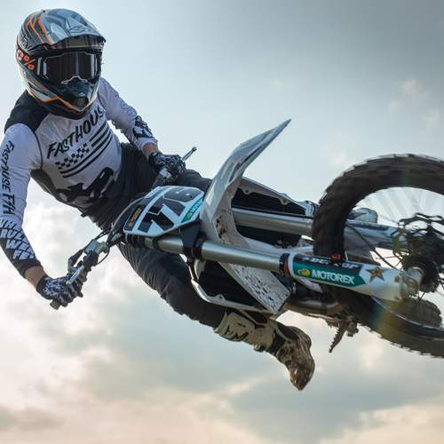 Photo #12286752