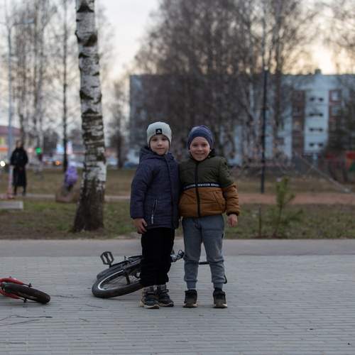 Два друга-велосипедиста