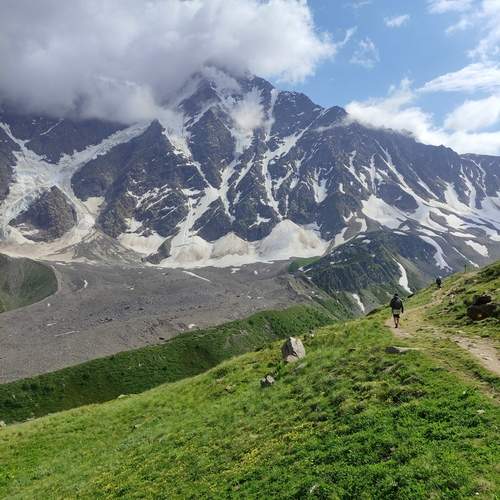 Photo #12342518