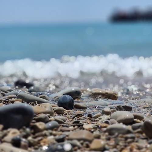 Камень на черном море
