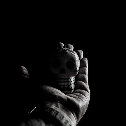 Death Fits in the Palm
