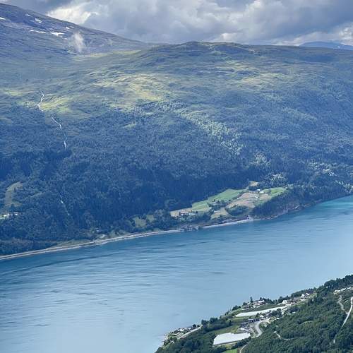 Photo #12358054