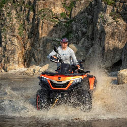 Photo #12381018