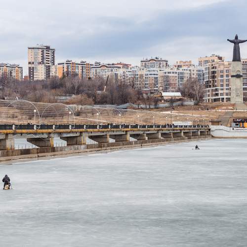 Городские рыбаки.