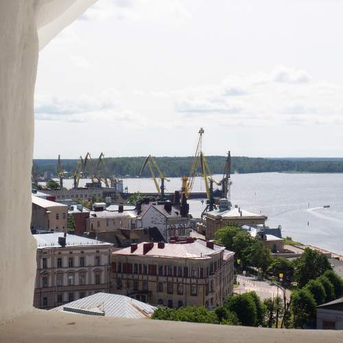 Photo #12418241