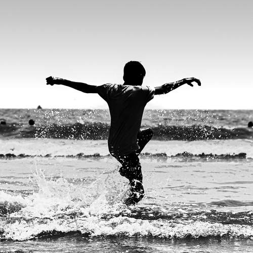 Elevated splash of joy
