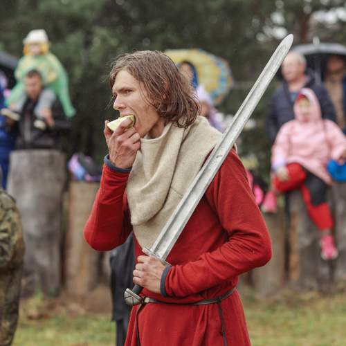 Photo #12456431