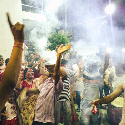 Immersion of the Goddess – The Spirit of Durga Puja