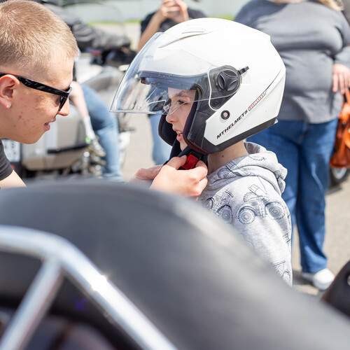 Photo #12540425