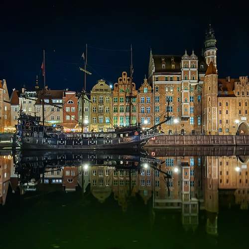 Gdansk at night