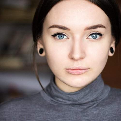 Ева