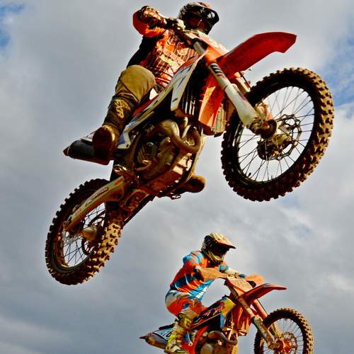 Photo #12550741