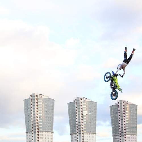 Photo #12559011