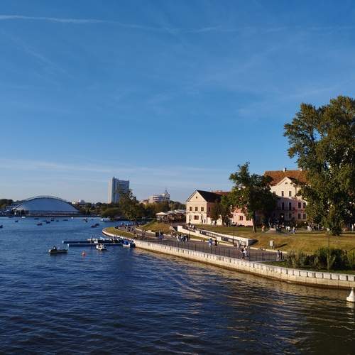 Photo #12631549